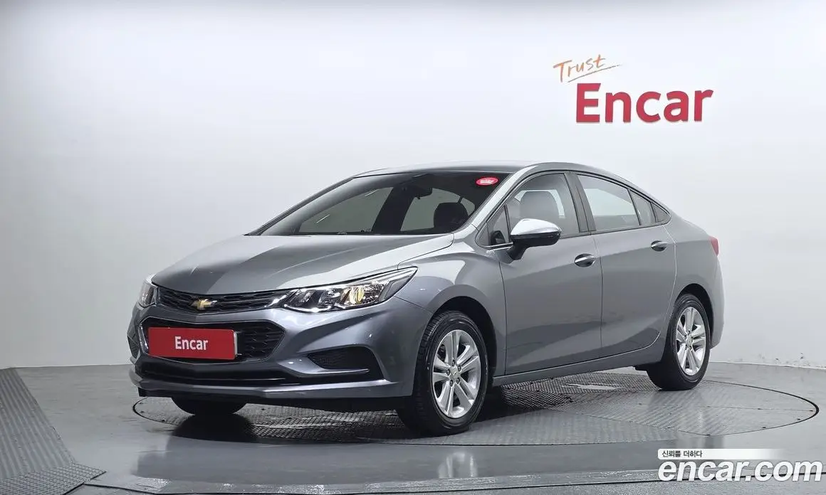 Chevrolet Cruze 2017 1.4 автомат (гидро), фото 1 Chevrolet Cruze 2017 1.4 автомат (гидро), фото 1