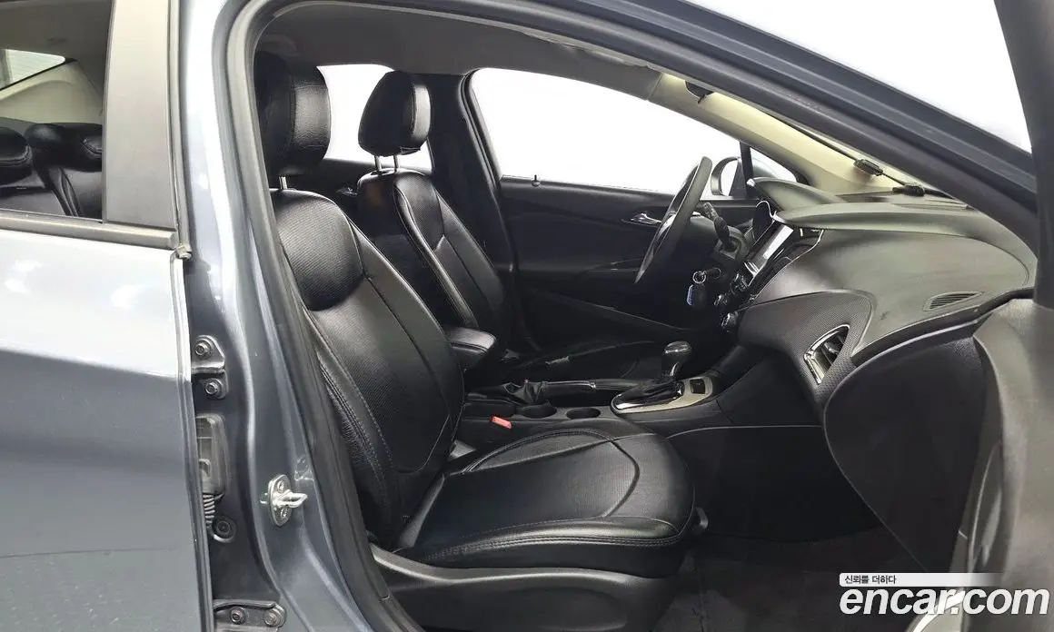 Chevrolet Cruze 2017 1.4 автомат (гидро), фото 16 Chevrolet Cruze 2017 1.4 автомат (гидро), фото 16