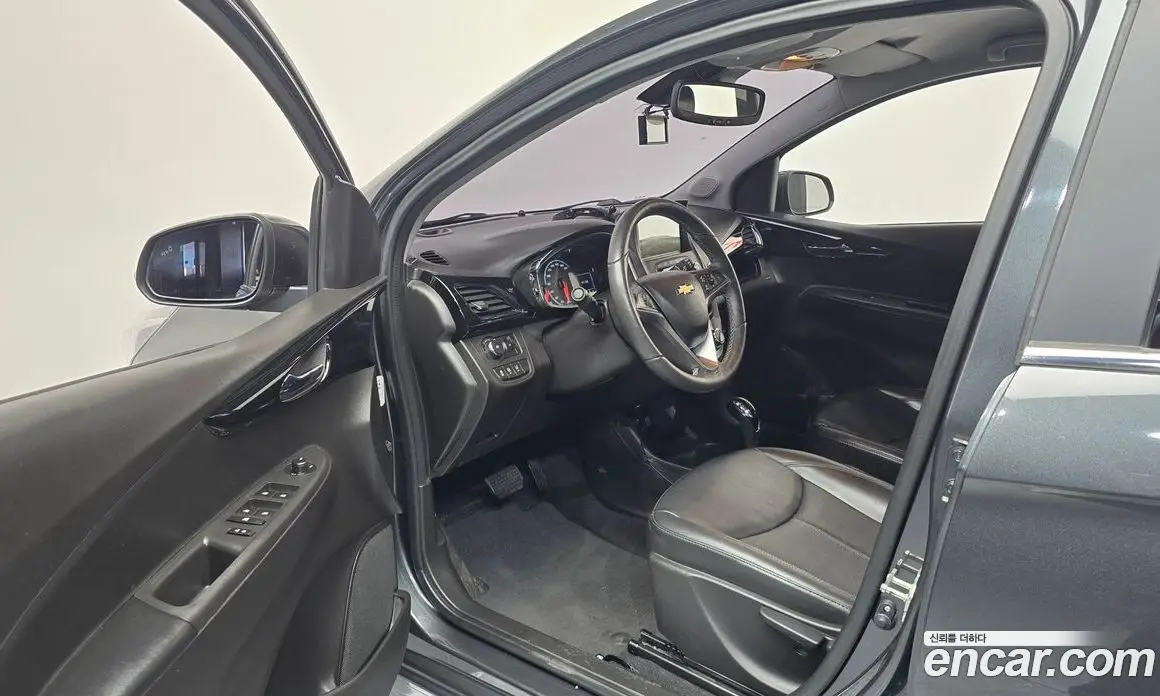Chevrolet Spark 2018 1.0 автомат (гидро), фото 12 Chevrolet Spark 2018 1.0 автомат (гидро), фото 12