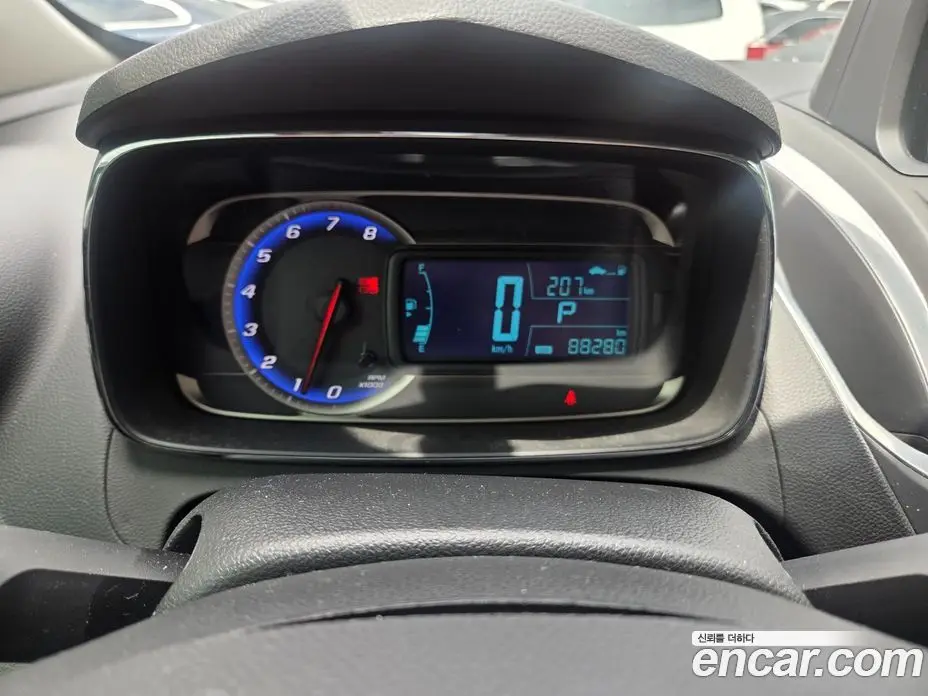 Chevrolet Trax 2015 1.4 автомат (гидро), фото 9