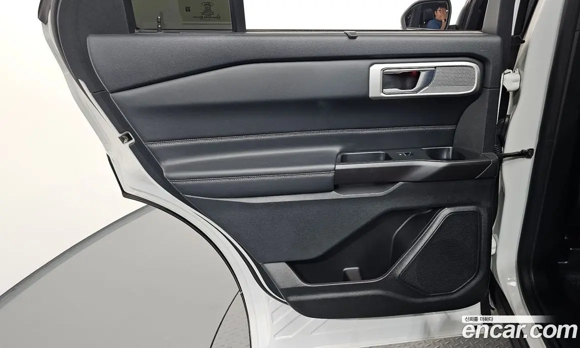 Ford Explorer 2019 2.3 автомат (гидро), фото 15