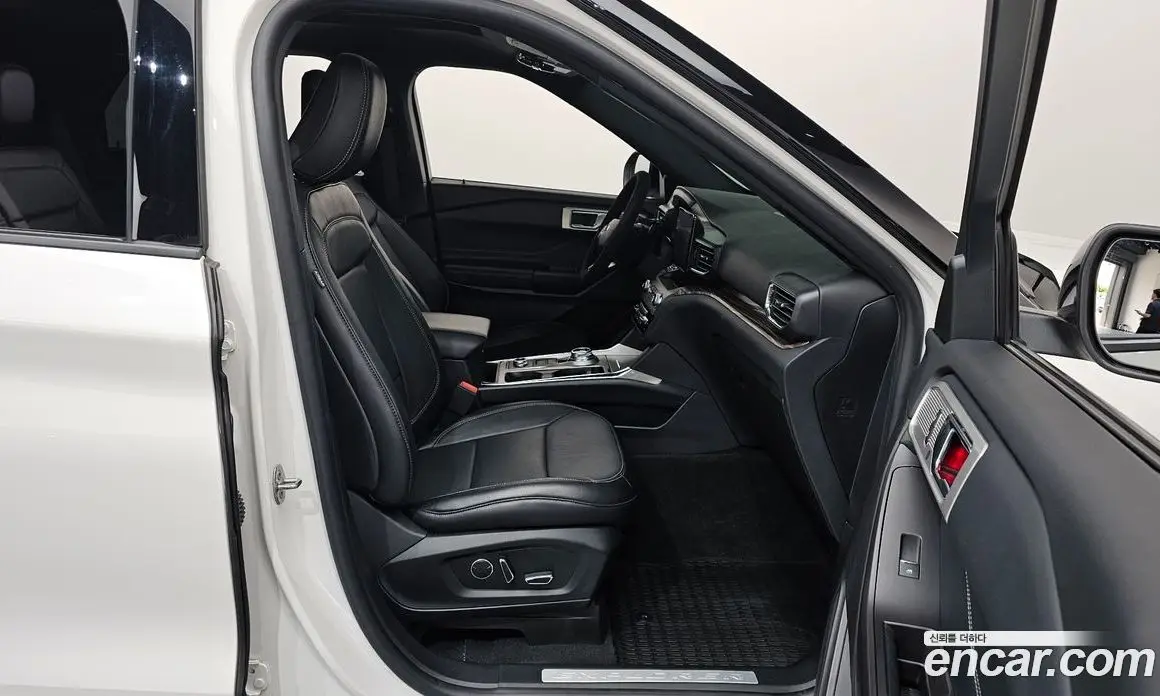Ford Explorer 2019 2.3 автомат (гидро), фото 16