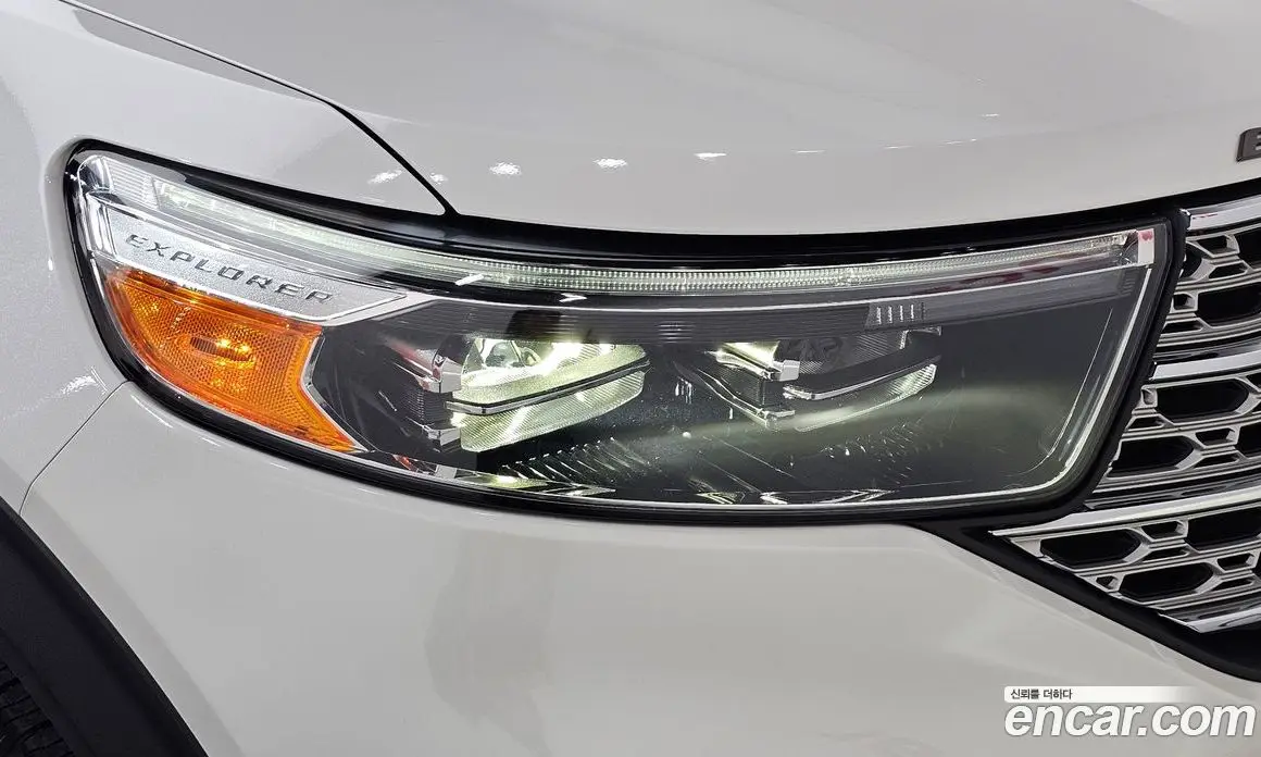 Ford Explorer 2019 2.3 автомат (гидро), фото 8