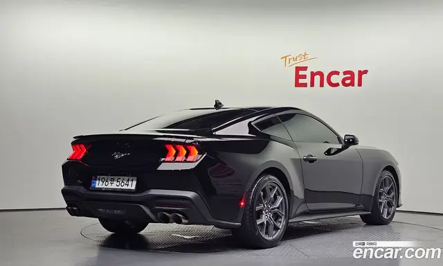 Ford Mustang 2024 2.3 автомат (гидро), миниатюра 2 Ford Mustang 2024 2.3 автомат (гидро), миниатюра 2