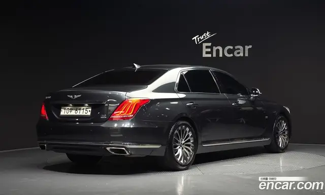 Genesis EQ900 2018 5.0 автомат (гидро), миниатюра 2 Genesis EQ900 2018 5.0 автомат (гидро), миниатюра 2