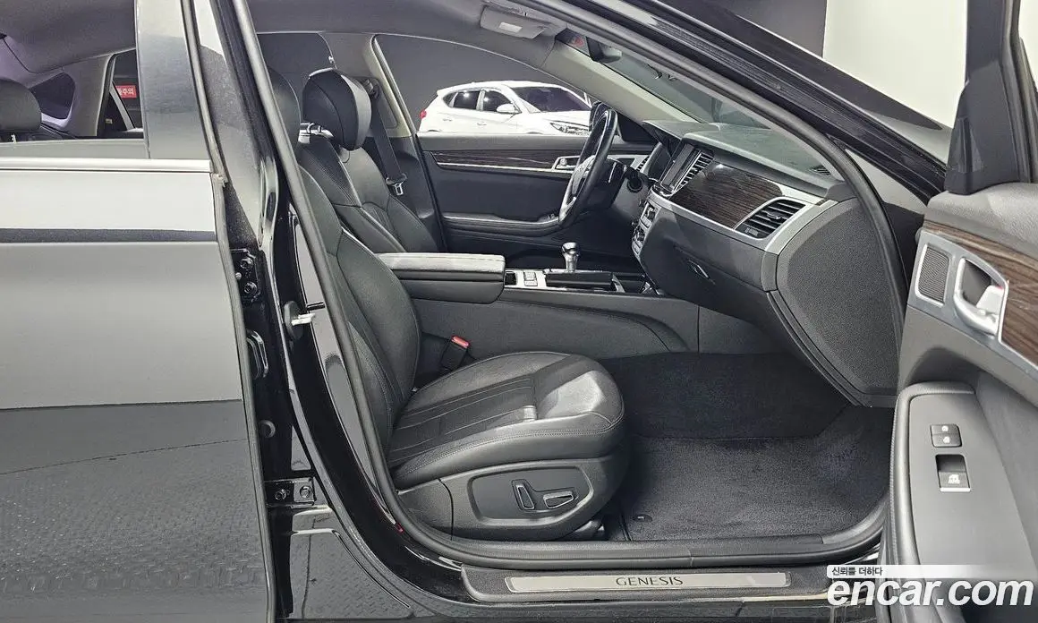 Genesis G80 2018 3.3 автомат (гидро), фото 16 Genesis G80 2018 3.3 автомат (гидро), фото 16