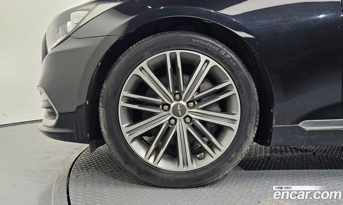 Genesis G80 2018 3.3 автомат (гидро), фото 5 Genesis G80 2018 3.3 автомат (гидро), фото 5