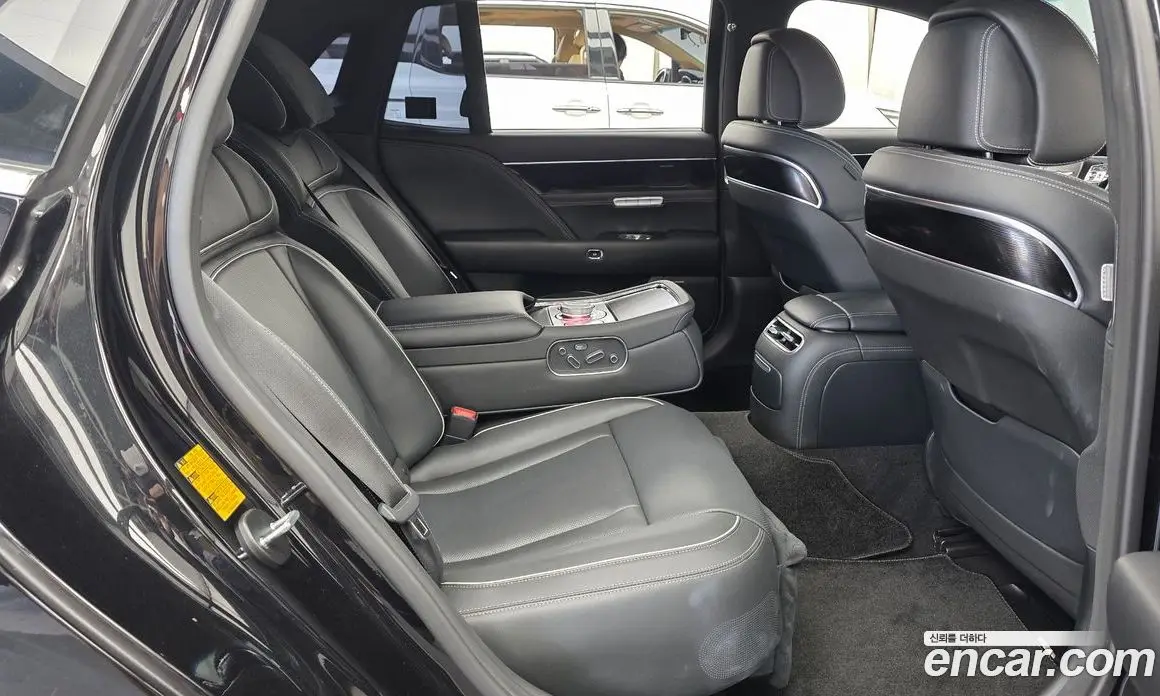 Genesis G90 2023 3.5 автомат (гидро), фото 12 Genesis G90 2023 3.5 автомат (гидро), фото 12