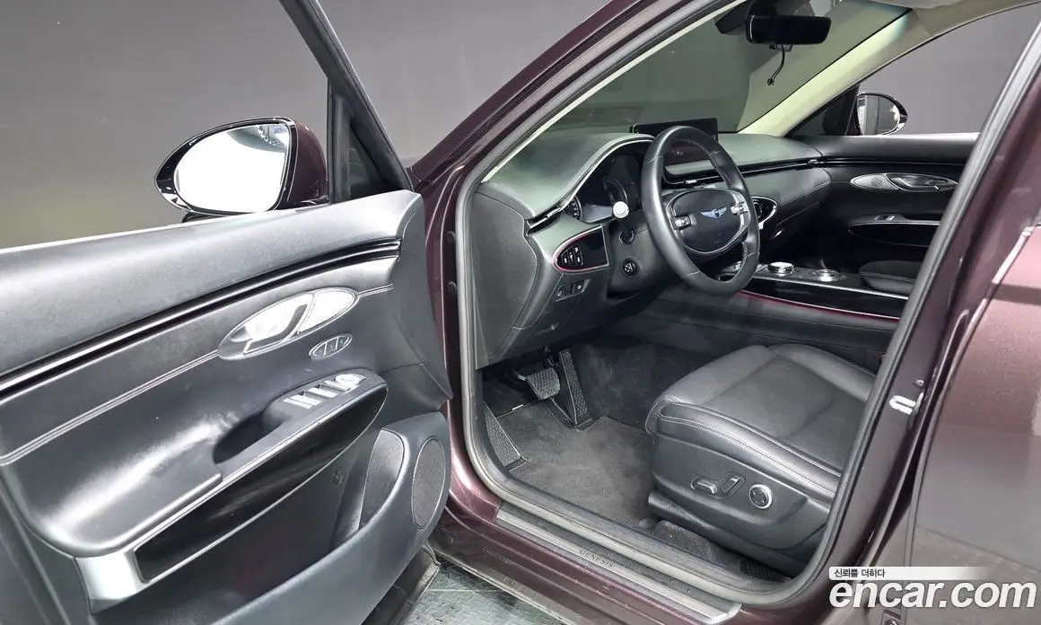 Genesis GV70 2021 2.2 автомат (гидро), фото 13 Genesis GV70 2021 2.2 автомат (гидро), фото 13