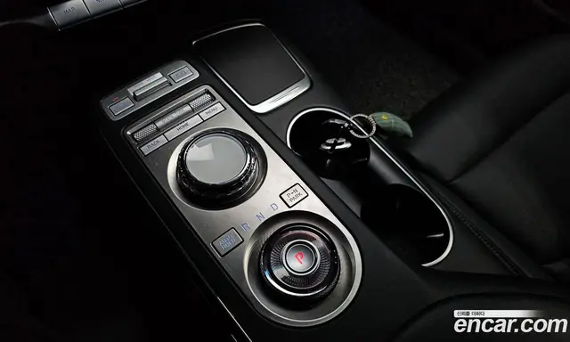 Genesis GV70 2022 2.5 автомат (гидро), миниатюра 12