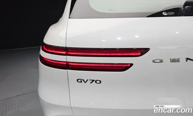 Genesis GV70 2022 2.5 автомат (гидро), миниатюра 9 Genesis GV70 2022 2.5 автомат (гидро), миниатюра 9