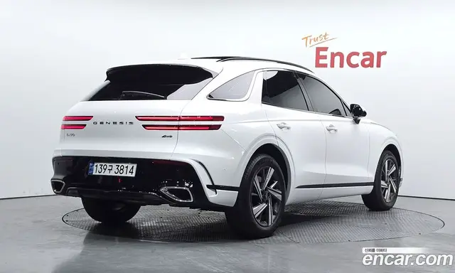 Genesis GV70, 2025, 14 908 км