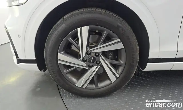 Genesis GV70 2025 2.5 автомат (гидро), миниатюра 4
