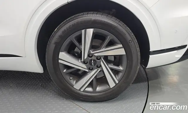 Genesis GV70 2025 2.5 автомат (гидро), миниатюра 6