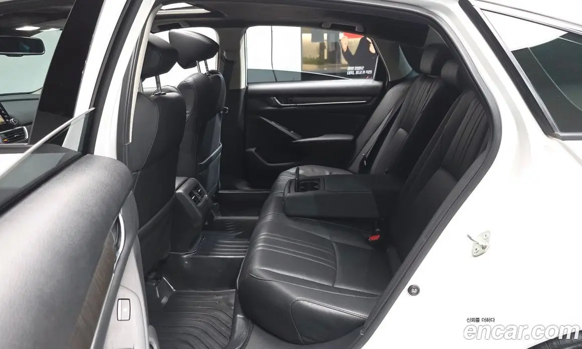 Honda Accord 2018 2.0 автомат (гидро), фото 16 Honda Accord 2018 2.0 автомат (гидро), фото 16