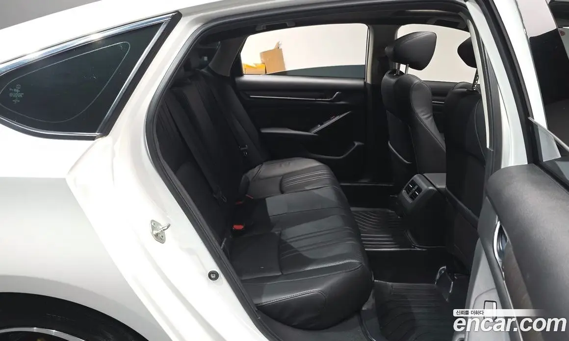 Honda Accord 2018 2.0 автомат (гидро), фото 17 Honda Accord 2018 2.0 автомат (гидро), фото 17
