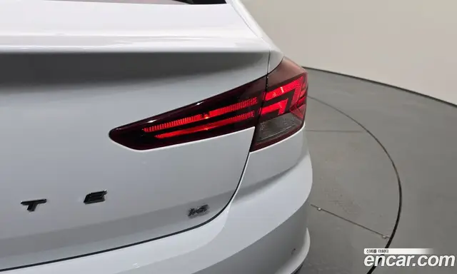 Hyundai Avante 2019 1.6 автомат (гидро), миниатюра 9