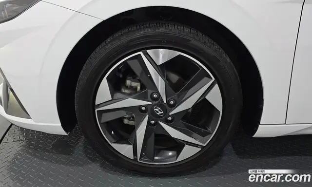 Hyundai Avante 2021 1.6 автомат (гидро), миниатюра 5 Hyundai Avante 2021 1.6 автомат (гидро), миниатюра 5
