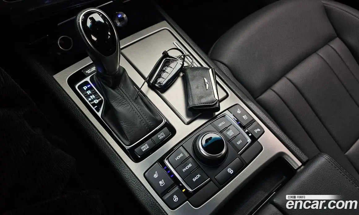 Hyundai Genesis 2015 3.3 автомат (гидро), фото 12