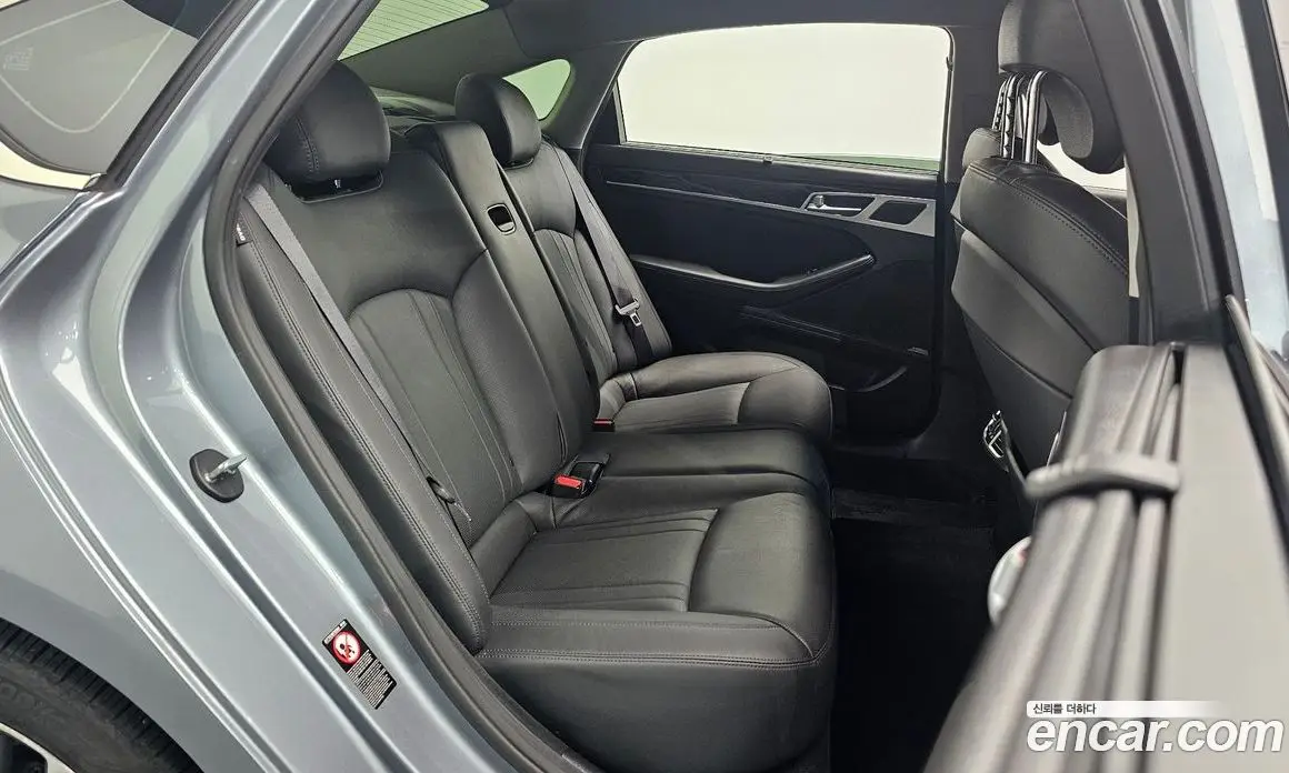 Hyundai Genesis 2015 3.3 автомат (гидро), фото 17