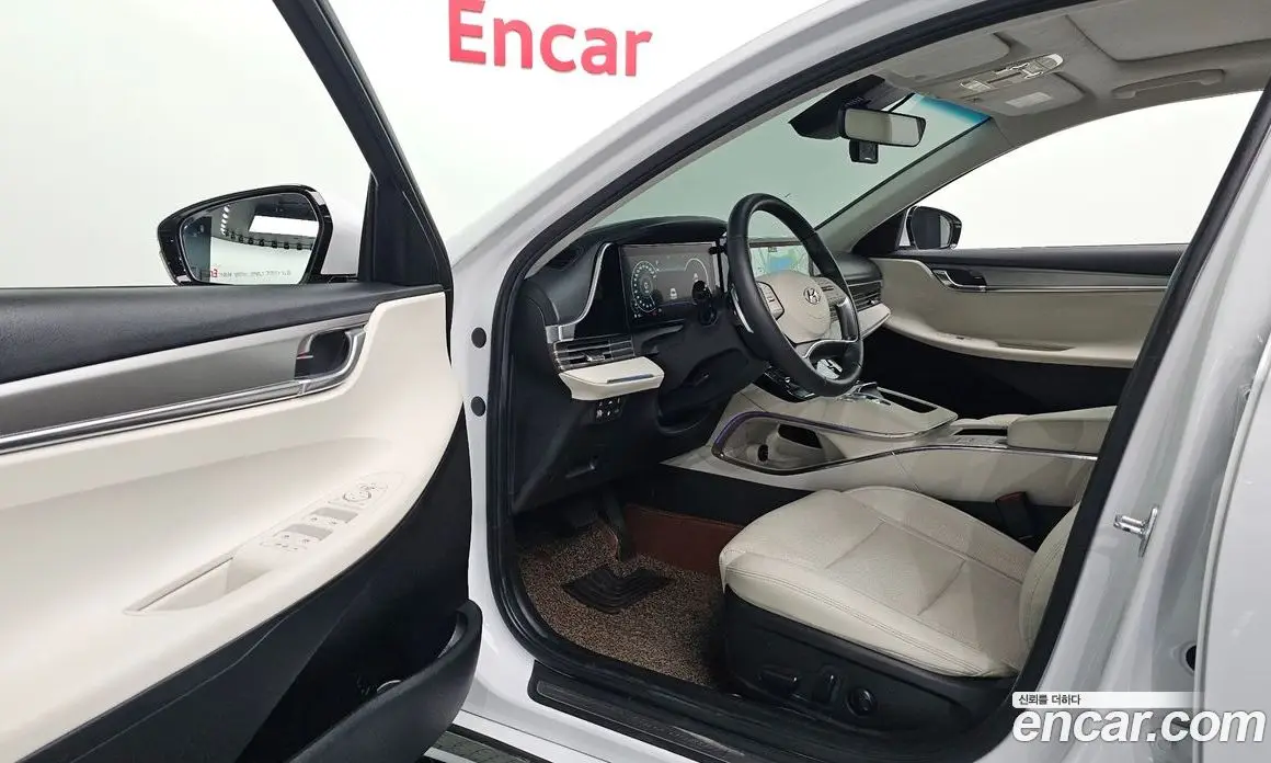 Hyundai Grandeur 2022 2.5 автомат (гидро), фото 13