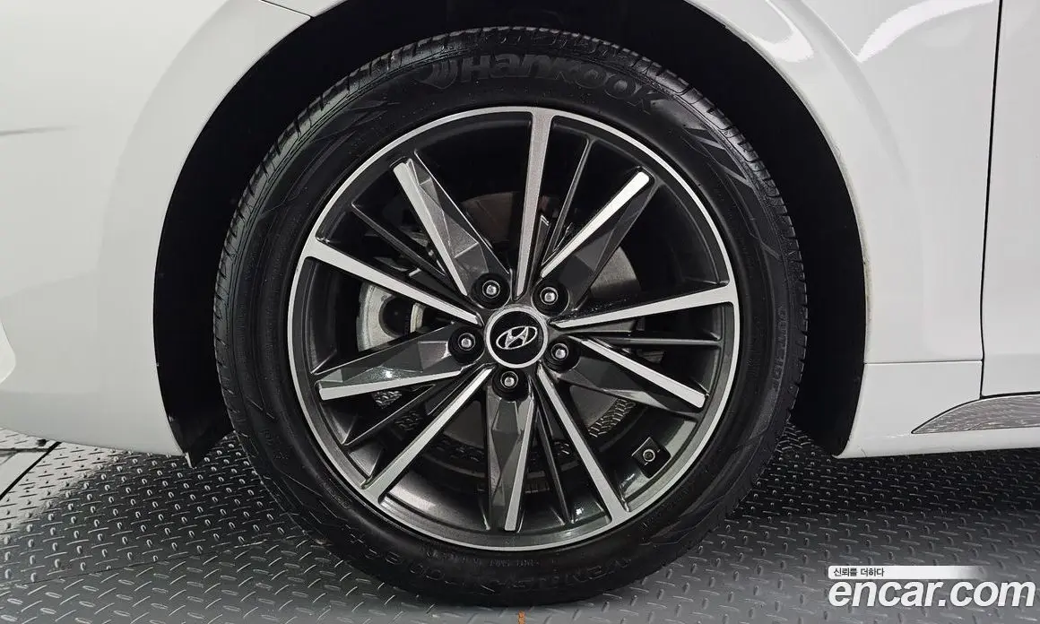 Hyundai Grandeur 2022 2.5 автомат (гидро), фото 5