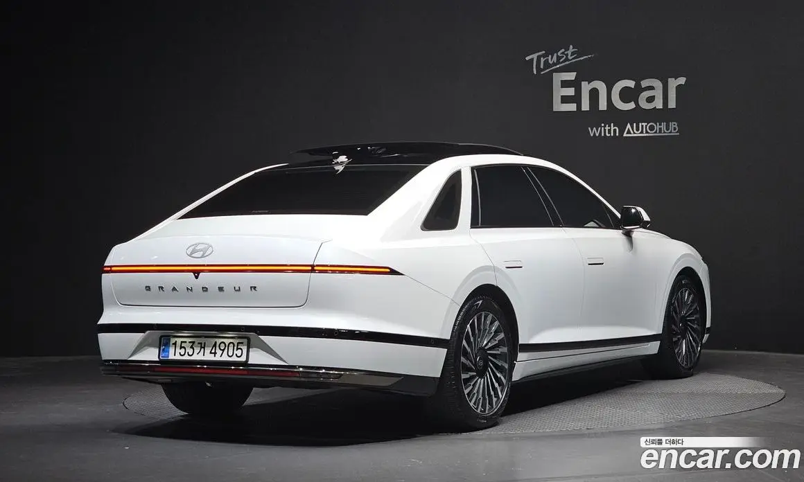 Hyundai Grandeur 2023 1.6 автомат (гидро), фото 1 Hyundai Grandeur 2023 1.6 автомат (гидро), фото 1