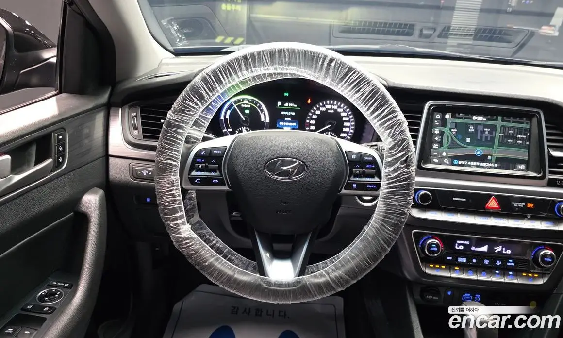 Hyundai Sonata 2019 2.0 автомат (гидро), фото 18 Hyundai Sonata 2019 2.0 автомат (гидро), фото 18