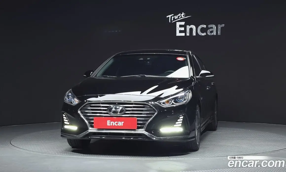 Hyundai Sonata 2019 2.0 автомат (гидро), фото 3 Hyundai Sonata 2019 2.0 автомат (гидро), фото 3
