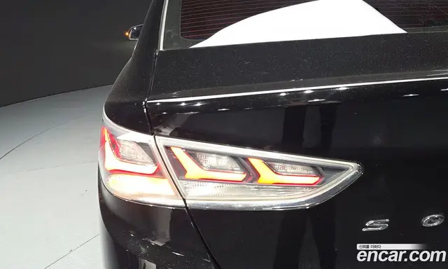 Hyundai Sonata 2019 2.0 автомат (гидро), миниатюра 9 Hyundai Sonata 2019 2.0 автомат (гидро), миниатюра 9