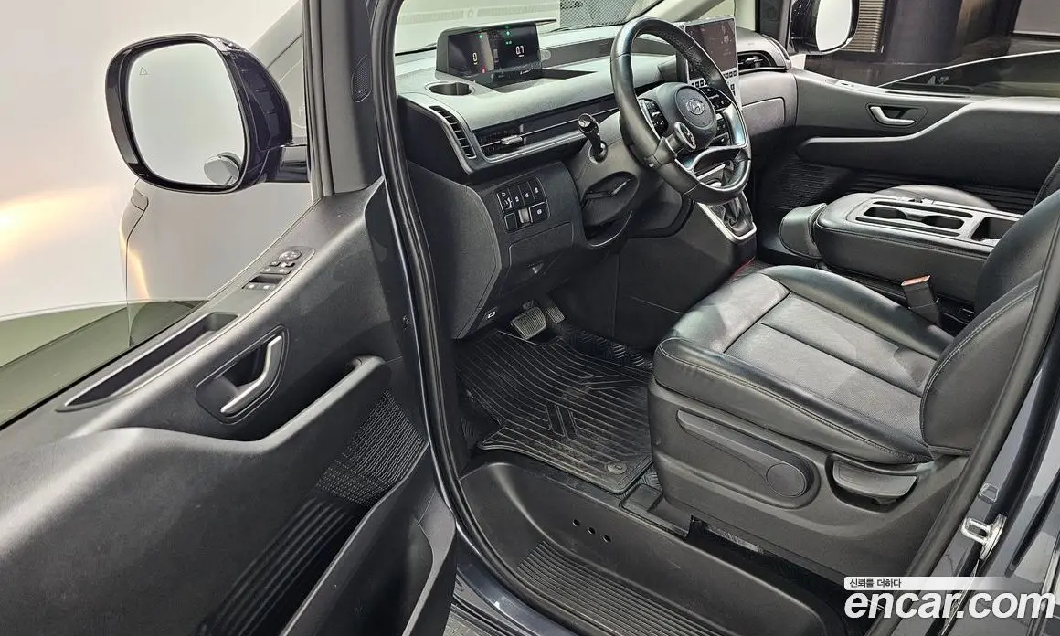 Hyundai Staria 2022 2.2 автомат (гидро), фото 13 Hyundai Staria 2022 2.2 автомат (гидро), фото 13