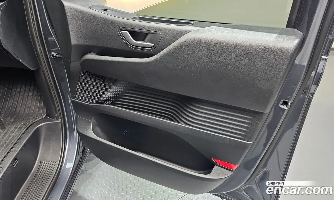 Hyundai Staria 2022 2.2 автомат (гидро), фото 15 Hyundai Staria 2022 2.2 автомат (гидро), фото 15