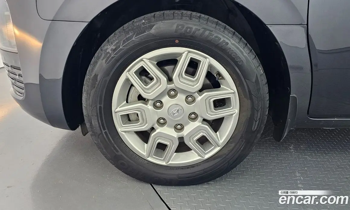 Hyundai Staria 2022 2.2 автомат (гидро), фото 5 Hyundai Staria 2022 2.2 автомат (гидро), фото 5