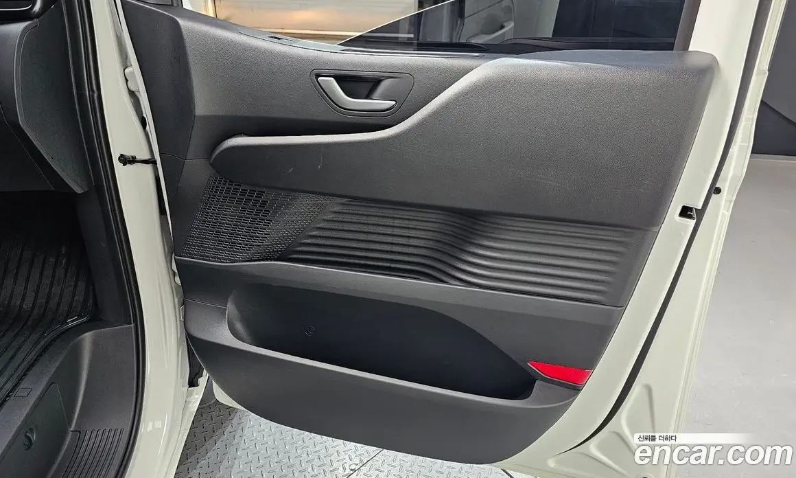 Hyundai Staria 2026 3.5 автомат (гидро), фото 15 Hyundai Staria 2026 3.5 автомат (гидро), фото 15