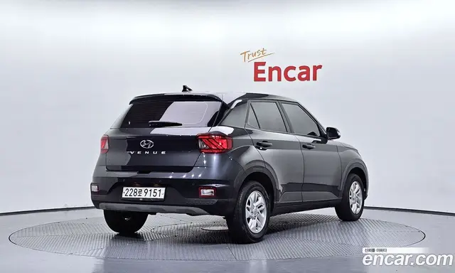 Hyundai Venue 2020 1.6 автомат (гидро), миниатюра 2 Hyundai Venue 2020 1.6 автомат (гидро), миниатюра 2