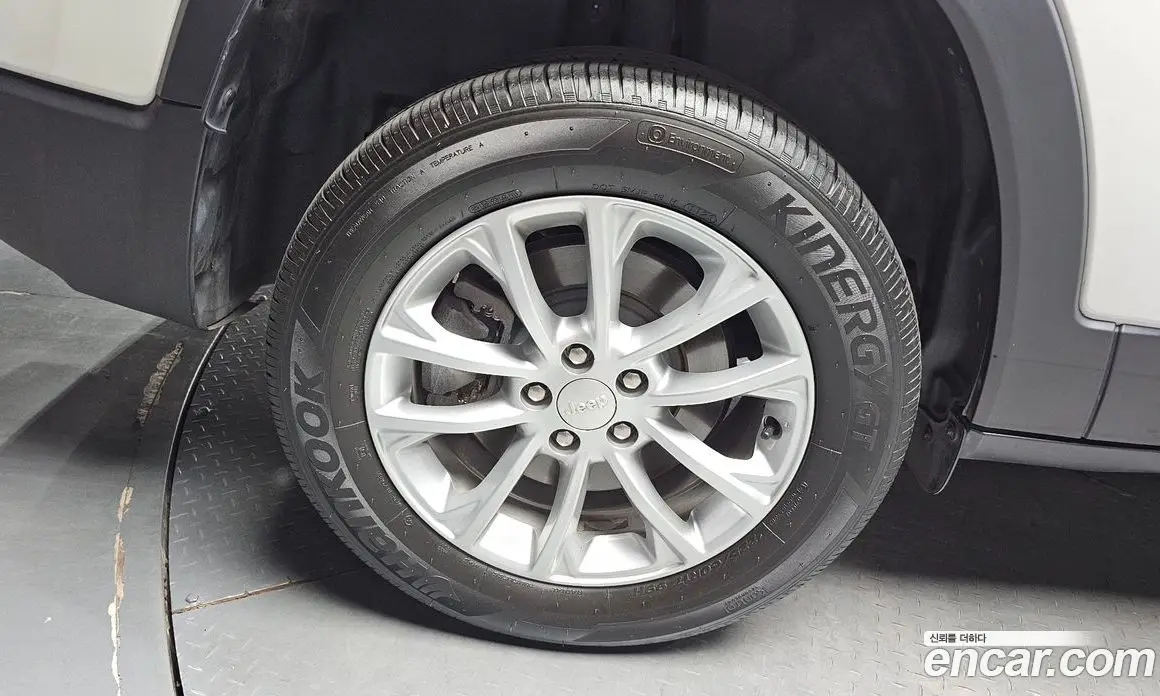 Jeep Cherokee 2018 2.4 автомат (гидро), фото 5 Jeep Cherokee 2018 2.4 автомат (гидро), фото 5