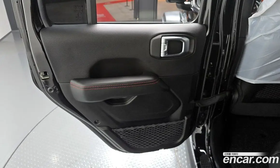 Jeep Wrangler 2022 2.0 автомат (гидро), фото 15