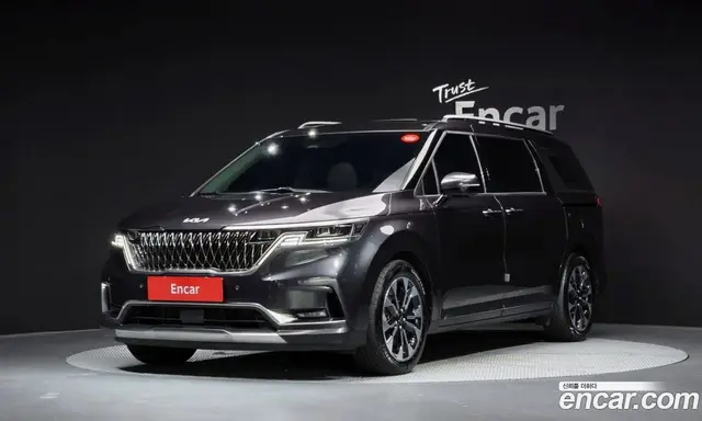 Kia Carnival, 2023, 38 235 км