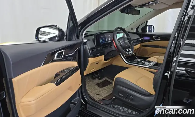Kia Carnival 2023 3.5 автомат (гидро), миниатюра 10 Kia Carnival 2023 3.5 автомат (гидро), миниатюра 10