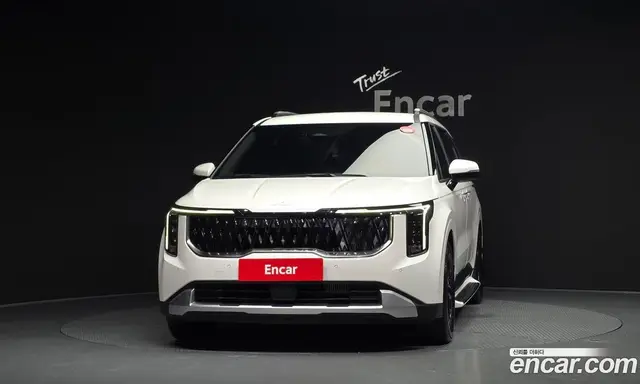 Kia Carnival 2024 2.2 автомат (гидро), миниатюра 3 Kia Carnival 2024 2.2 автомат (гидро), миниатюра 3