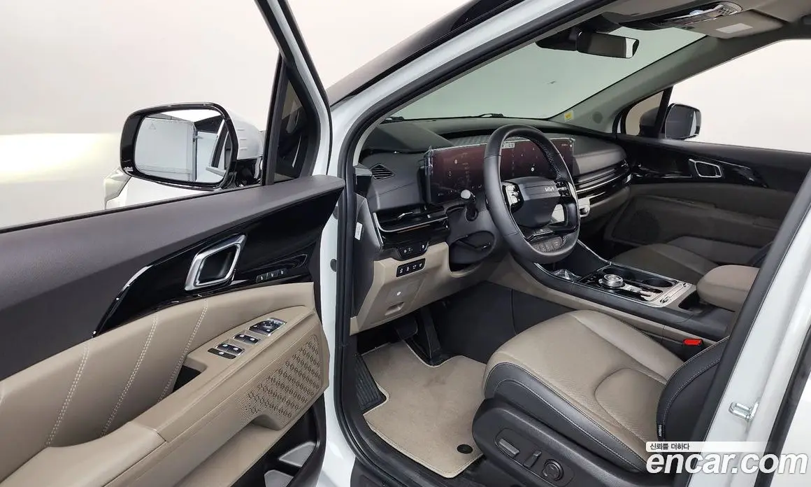 Kia Carnival 2025 2.2 автомат (гидро), фото 13 Kia Carnival 2025 2.2 автомат (гидро), фото 13