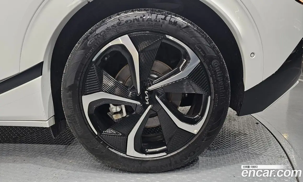 Kia EV6 2022 0.1 автомат (гидро), фото 7 Kia EV6 2022 0.1 автомат (гидро), фото 7