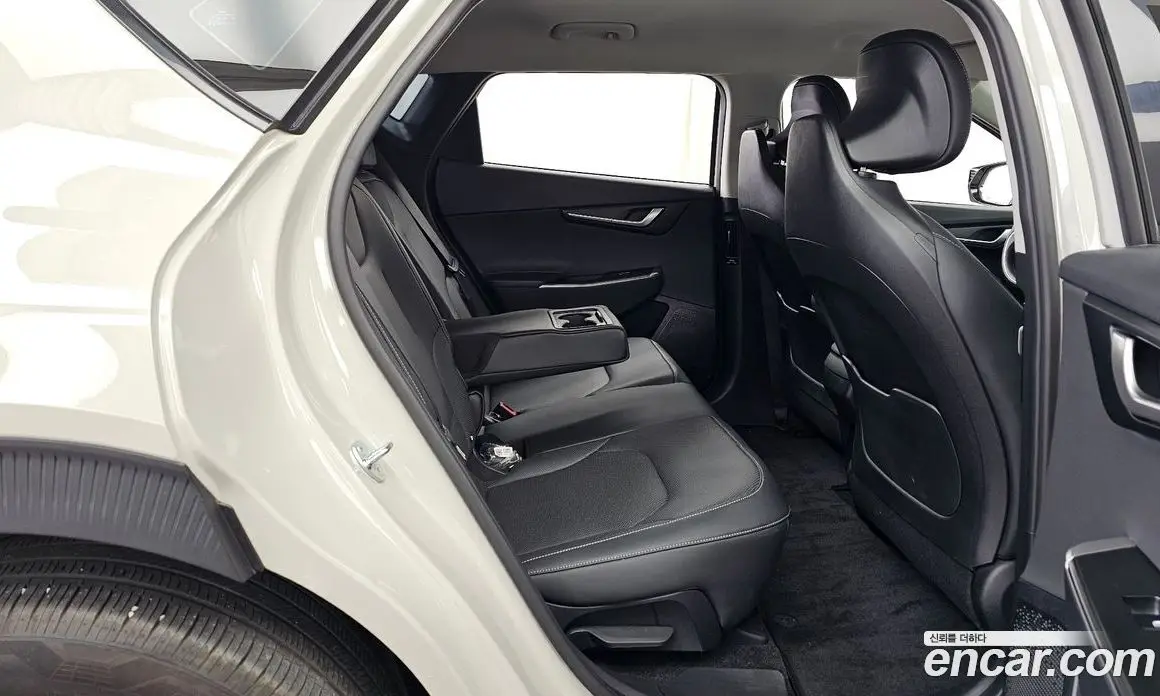 Kia EV6 2023 0.1 автомат (гидро), фото 18 Kia EV6 2023 0.1 автомат (гидро), фото 18