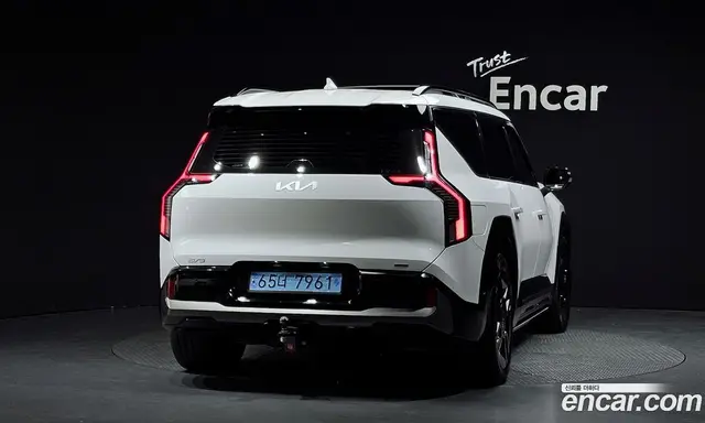 Kia EV9 2024 0.2 автомат (гидро), миниатюра 3