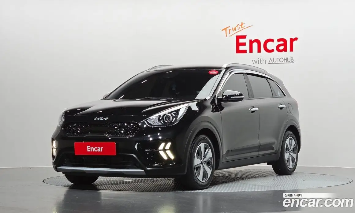 Kia Niro 2021 1.6 автомат (гидро), фото 1