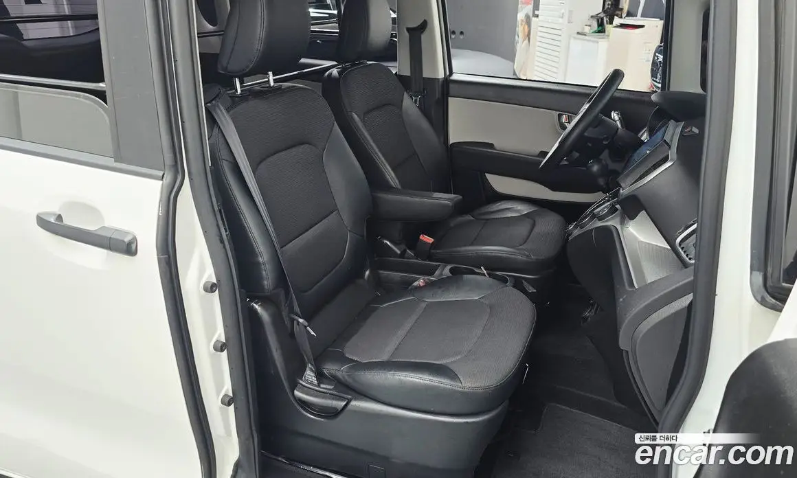 Kia Ray 2022 1.0 автомат (гидро), фото 16