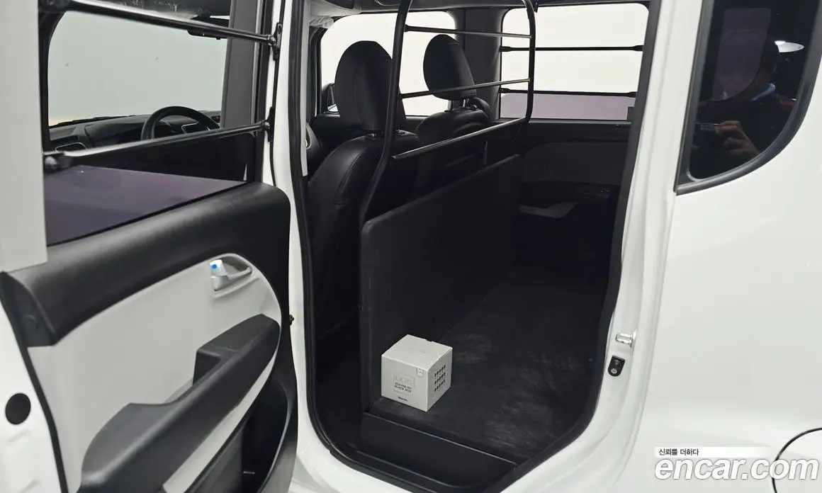 Kia Ray 2022 1.0 автомат (гидро), фото 17