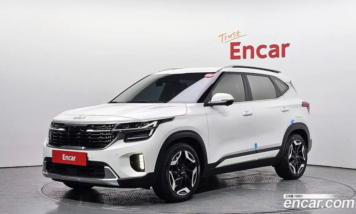 Kia Seltos 2023 2.0 автомат (гидро), фото 1 Kia Seltos 2023 2.0 автомат (гидро), фото 1