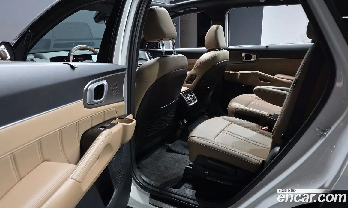 Kia Sorento 2024 1.6 автомат (гидро), фото 16