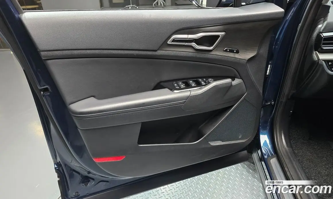 Kia Sportage 2024 1.6 автомат (гидро), фото 14 Kia Sportage 2024 1.6 автомат (гидро), фото 14